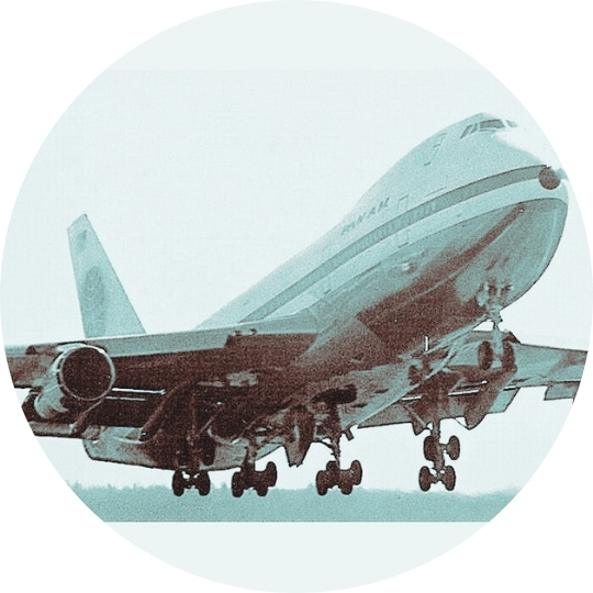 The World's Airline: Pan Am's Boeing 747 introduction changed air travel forever